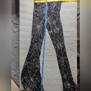 EUC BearDance Spiderweb flared bell bottom leggings size small